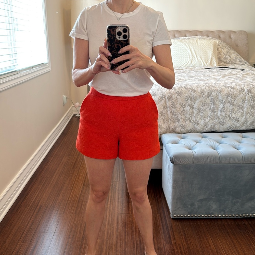 L’Agence Ashton Tweed Shorts NWOT Size 2